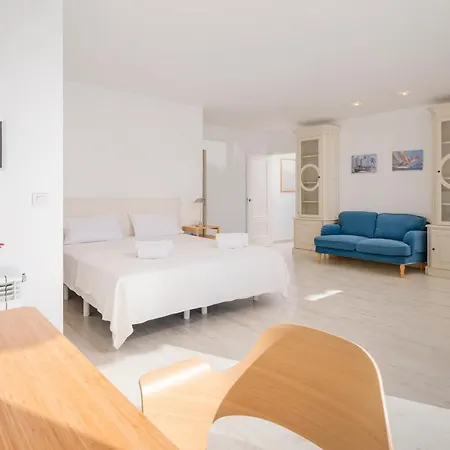 Grand Duplex By Upper Luxury Housing